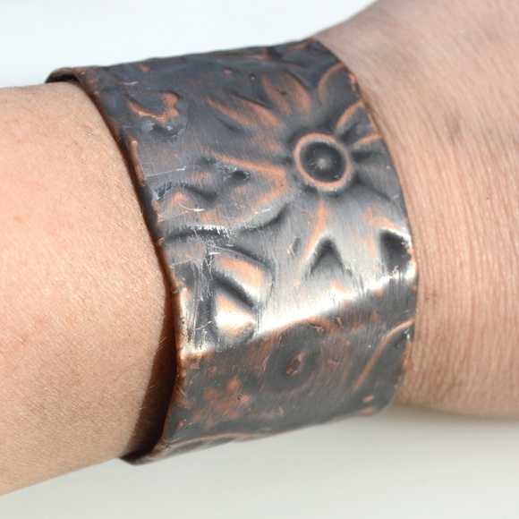 Bouquet Copper Wide Cuff Bracelet Flower Floral Patina Handmade Rustic Artisan - Picture 2 of 7